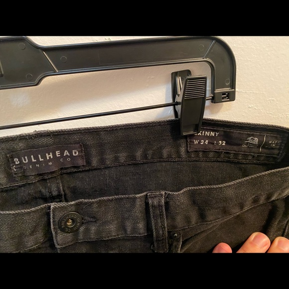 Bullhead Denim Skinny Jeans - Picture 6 of 11